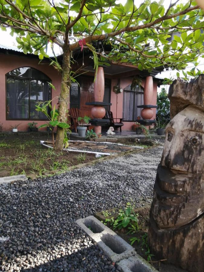 Micheck Beach House Tortuguero Exterior photo